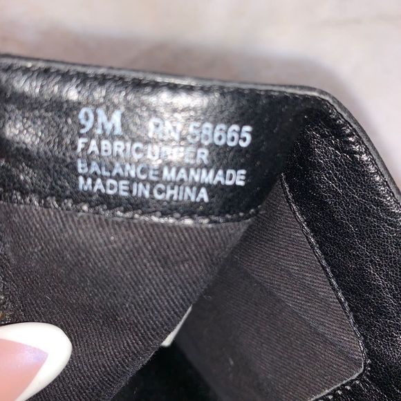 Used Malrose Market Booties Suede Black Woman Athleisure Wear Booties Comfy Warm - Picture 2 of 8